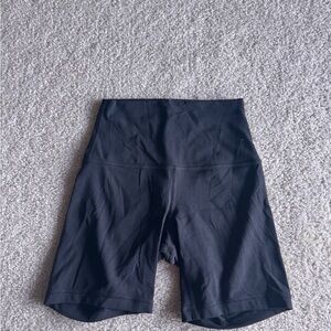 LULULEMON ALIGN SHORTS 5inch